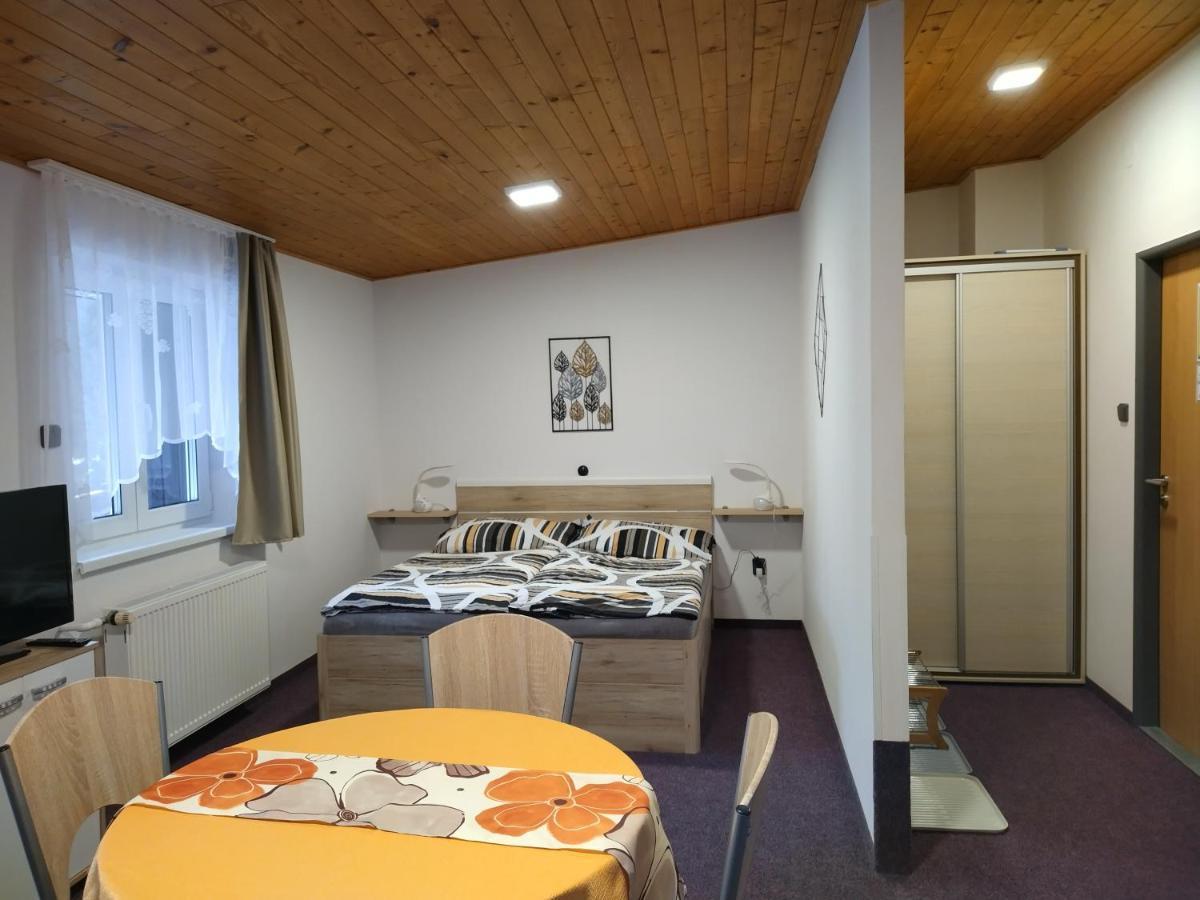 Apartmany Puskarcikova ฮาร์ราคอฟ ภายนอก รูปภาพ